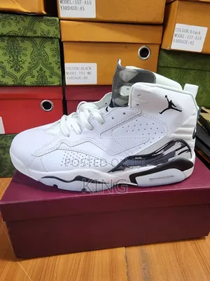 Iconic Air Jordan Jumpman MVP Mens Shoes