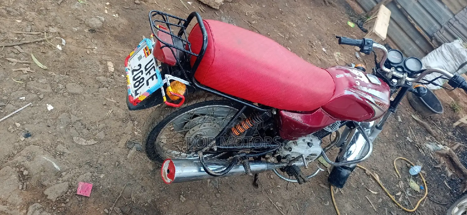 Bajaj Boxer 2021 Red