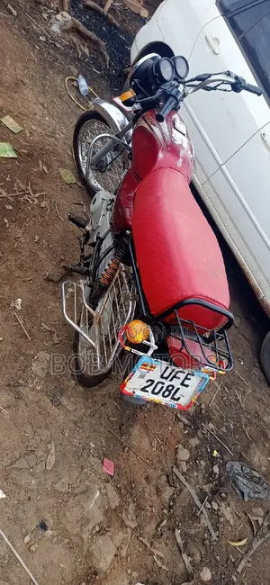 Bajaj Boxer 2021 Red