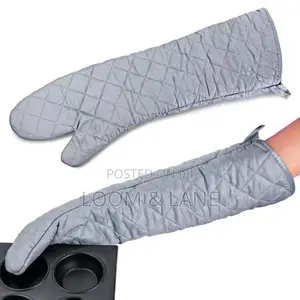 A Pair of Long Cotton Oven Gloves