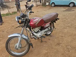 Bajaj Boxer 2023 Red