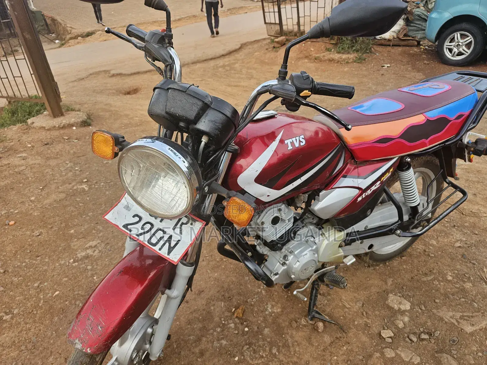 TVS HLX 125 2023 Red