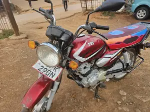 TVS HLX 125 2023 Red