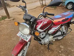 TVS HLX 125 2023 Red