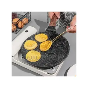 Non Stick Round Smiling Face Baking Pan- Black