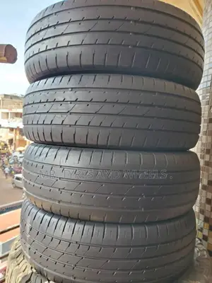 215 65 R16 Dunlop Japan