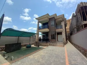 Furnished 4bdrm Duplex in Kira Gated for sale