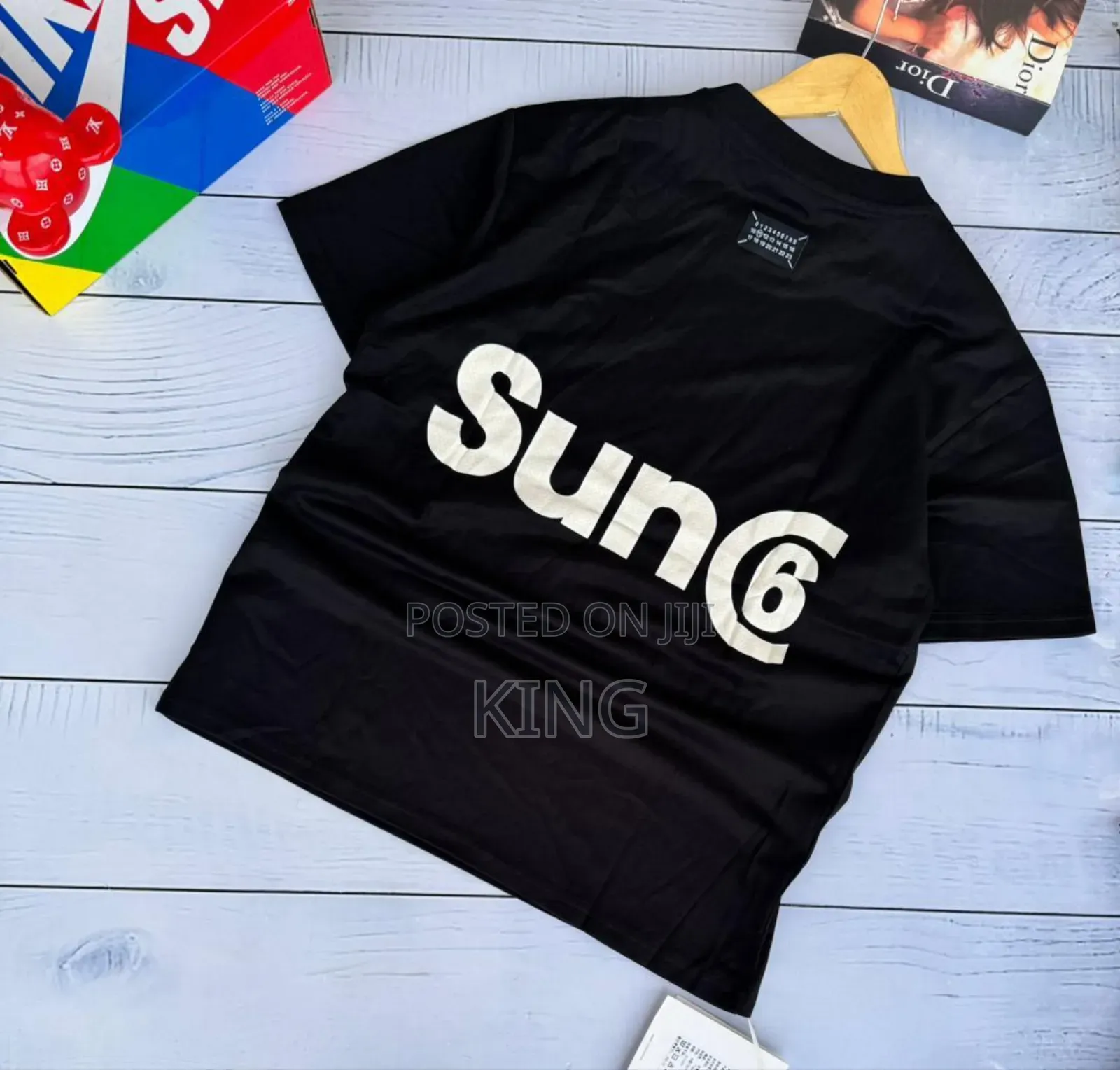Sun Age Round Collar T-Shirt