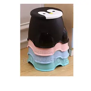 Children's Portable Penguin Plastic Chair.