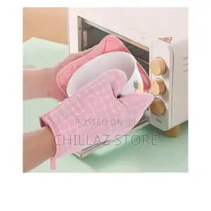 Oven Insulation Gloves.