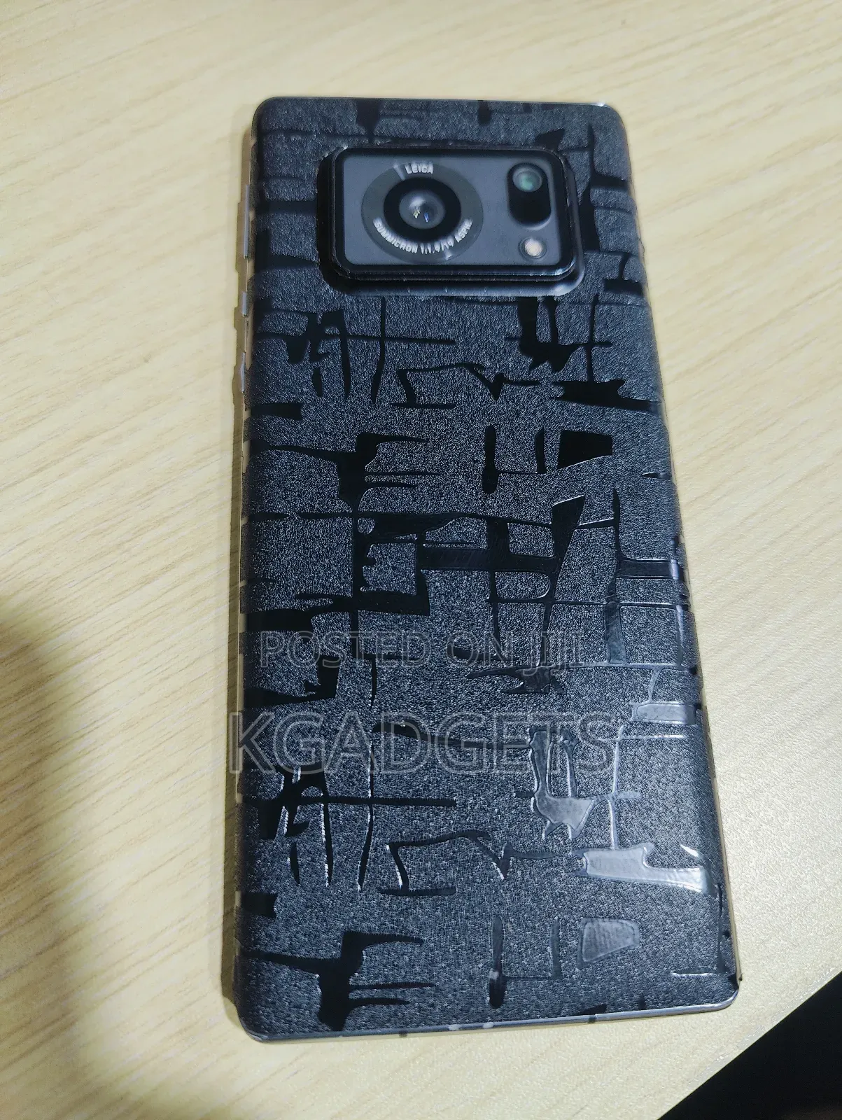 Sharp Aquos R6 128 GB Black