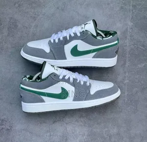 Air Jordan 1 Retro Low North Side