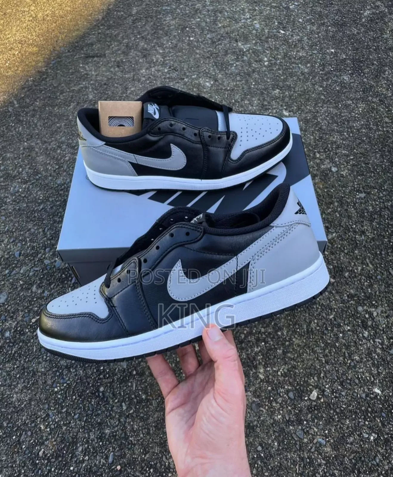 Air Jordan 1 Low “Shadow”