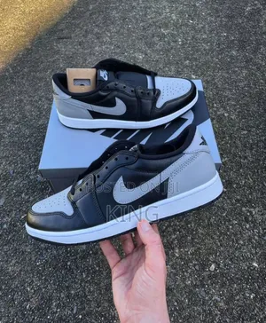 Air Jordan 1 Low “Shadow”