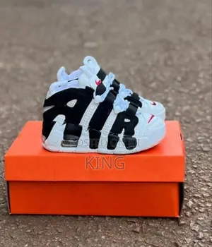 Kids Sneakers. Nike Air More