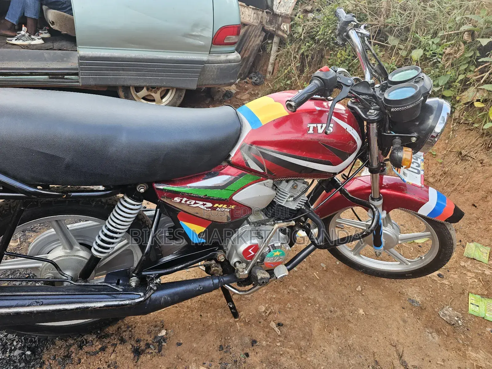 TVS HLX 125 2022 Red