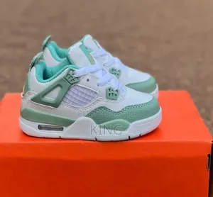Kids Sneakers. Kids Jordan 4 Retro First Class