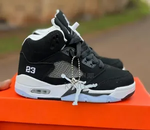 Kids Sneakers. Kids Air Jordan 5 Retro Black