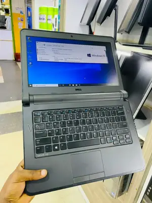 Laptop Dell Latitude E3350 4GB Intel Core I3 HDD 500GB
