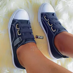 Real Women Sneakers