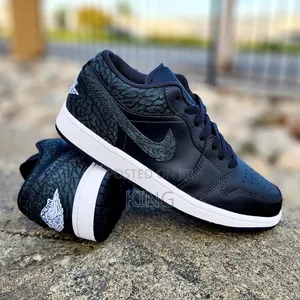 Luxy Air Jordan 1 Low SE Black Elephant