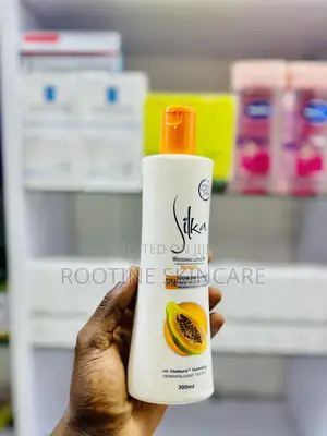 Silka Papaya Whitening Lotion With Multivitamins SPF 6 300ml