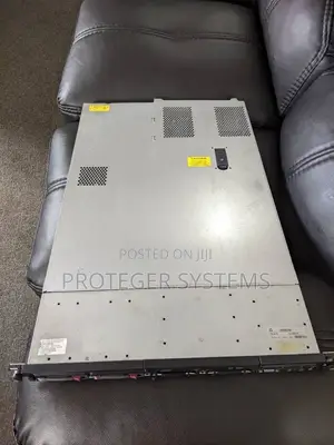 Server HP ProLiant DL 32GB Intel Xeon HDD+SSD 640GB