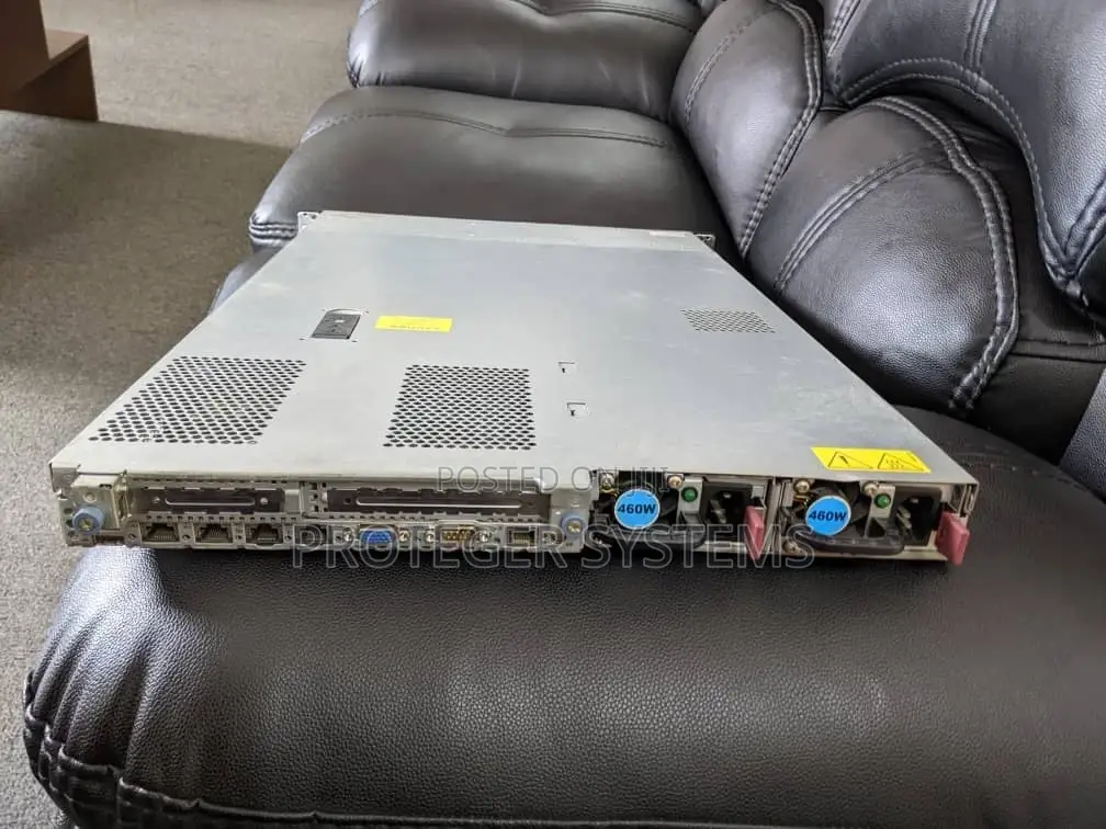 Server HP ProLiant DL 32GB Intel Xeon HDD+SSD 640GB