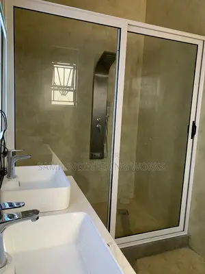 Aluminum Slidding Bathroom Door With Clear Glasses