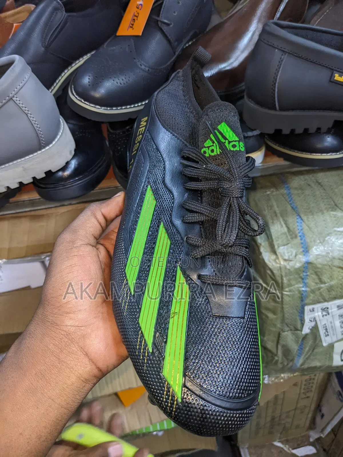 Unclet Football Boots Available.