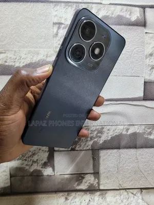 Tecno Spark 20 128 GB Black