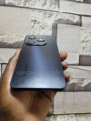 Tecno Spark 20 128 GB Black