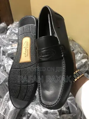 Original Black Clarks Flat Sole Leather Moccasins