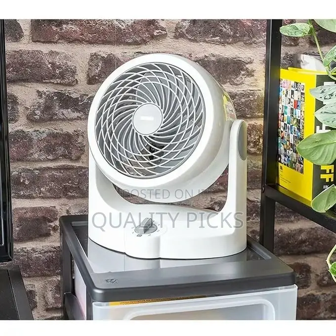 LEXICAL Portable Plastic USB 90° Wide Angle Desk Fan Mini