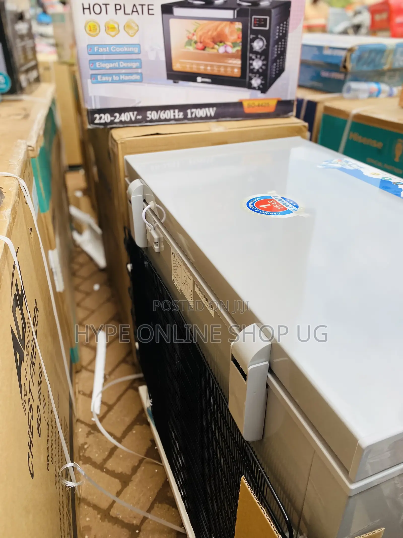 250L Adh Chest Freezer Fridge 001