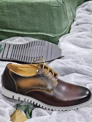 Iconic Casual Leather Shoes