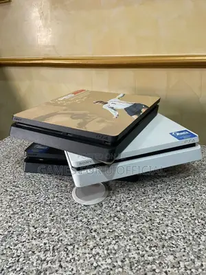Clean Ps4 Chipped Slum Consoles,.,.B