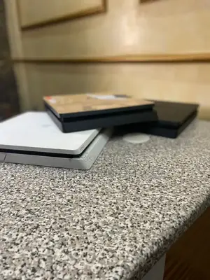 Clean and Clear Ps4 Slim Chipped Gaming Consoles,.,.T