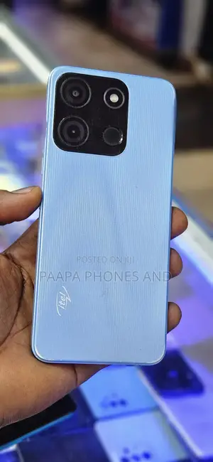 Itel A04 32 GB Blue