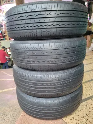 215 65 R16 Bridgestone Used Japan