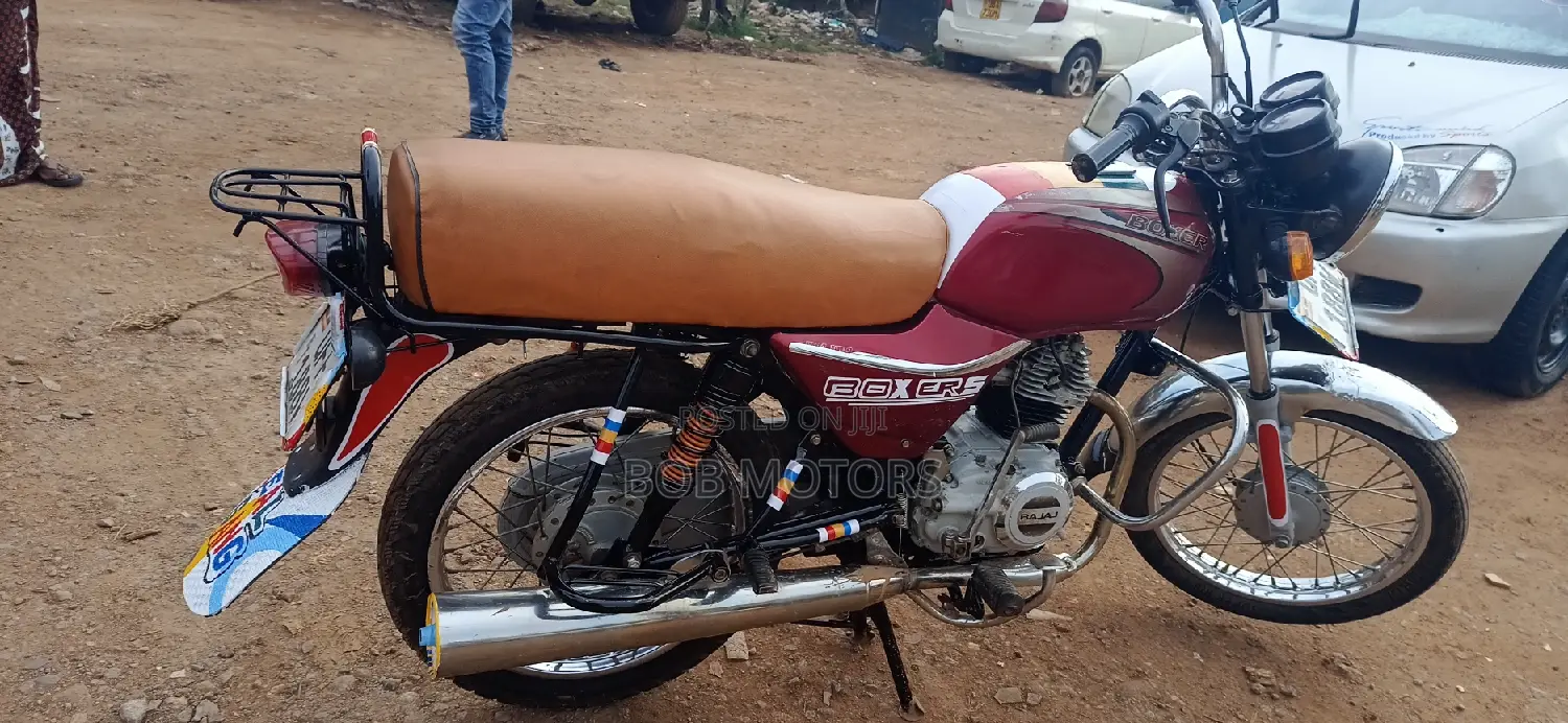 Bajaj Boxer 100 2021 Red
