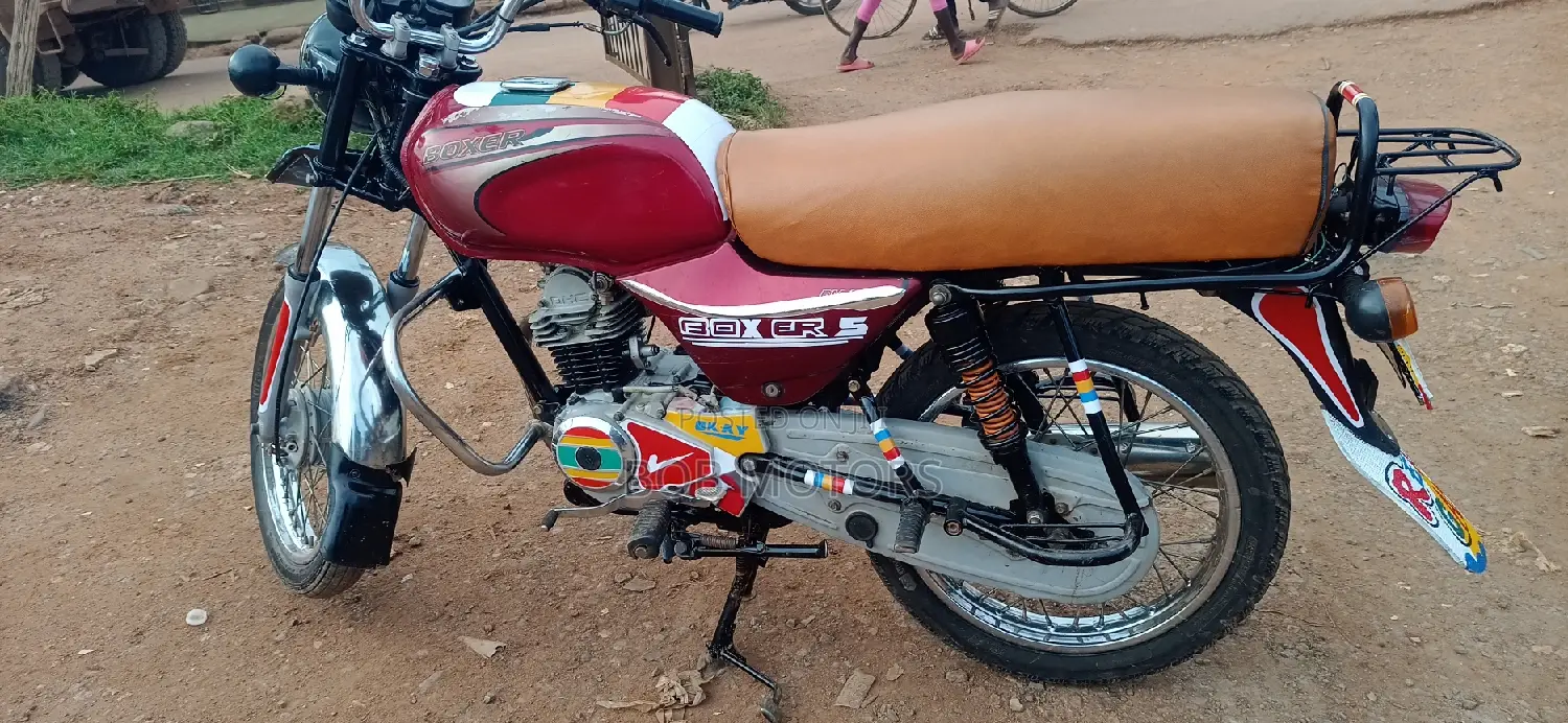 Bajaj Boxer 100 2021 Red
