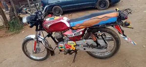 Bajaj Boxer 100 2021 Red