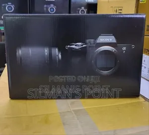 Sony Alpha 7 Iv Kit With 24-70mm Lens