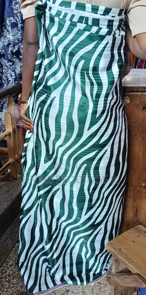 Memo Traditional Gomesi