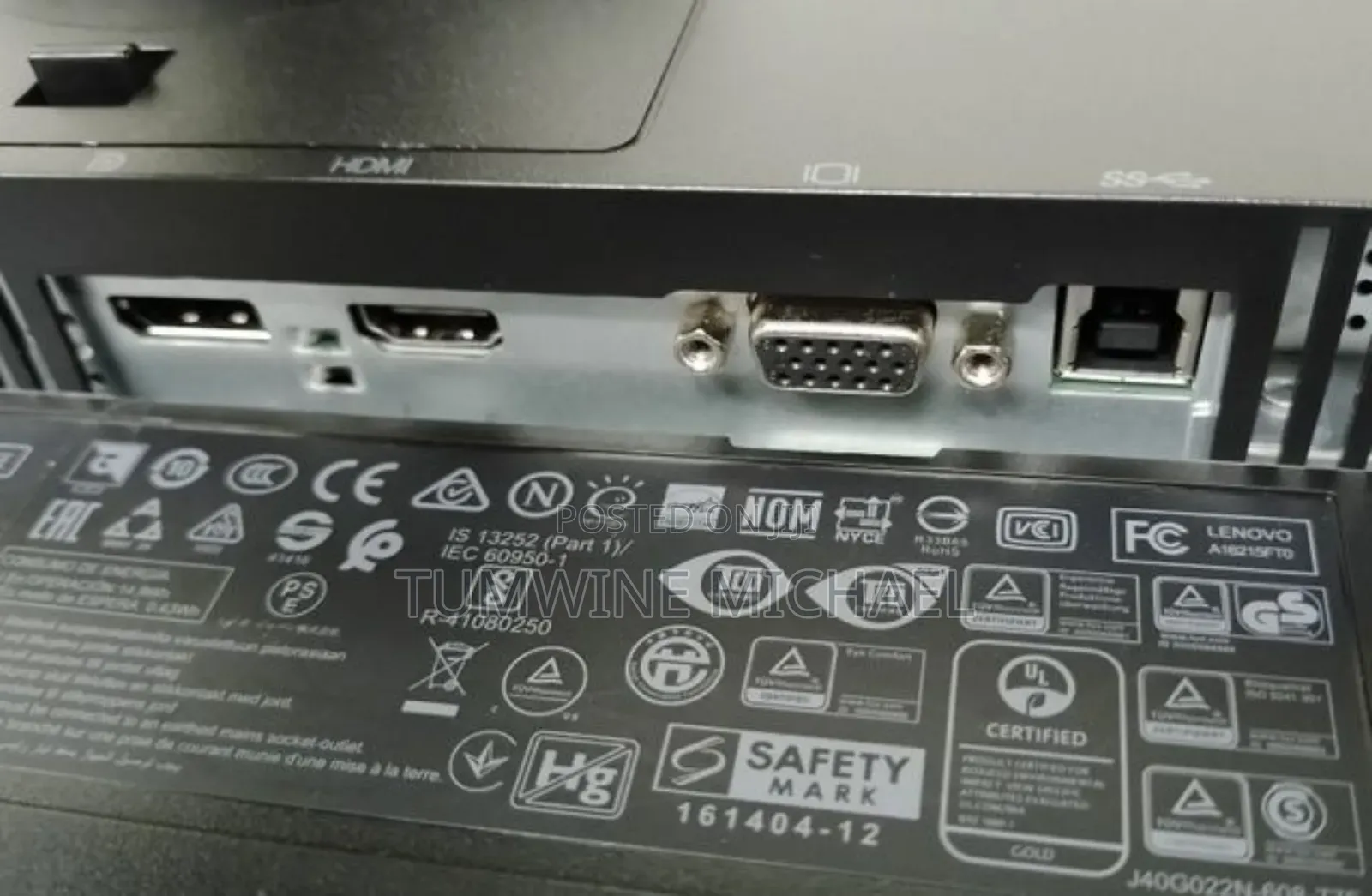 Lenovo Bezeless Ips 22 Inch Monitor