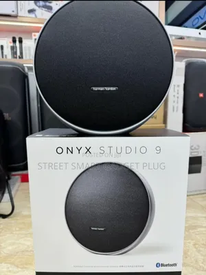 Harman Kardon Onyx Studio 9