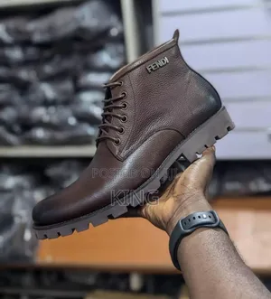 Solid Gentle Boots
