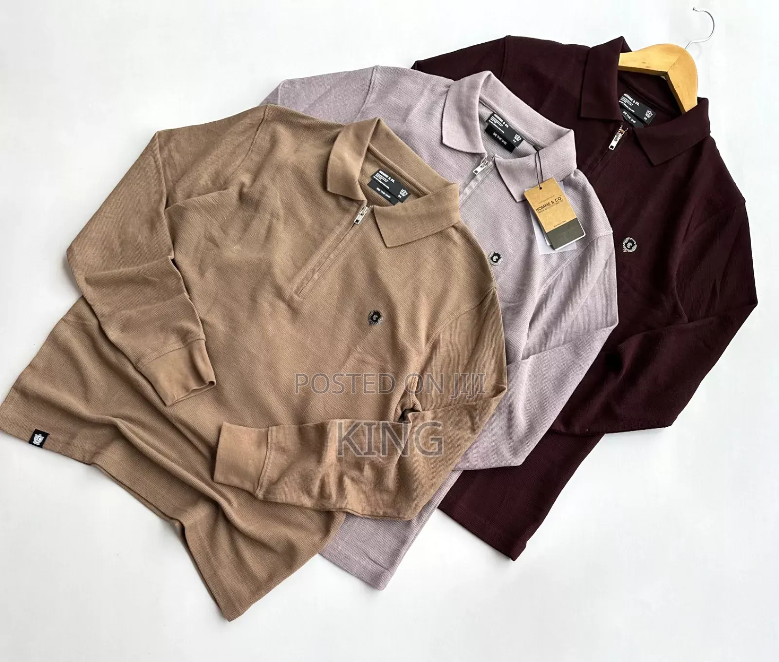 Friendly Coll Long Sleeved T-Shirt