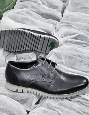 New Men’S Lacoste Casua Oxfords in Stock